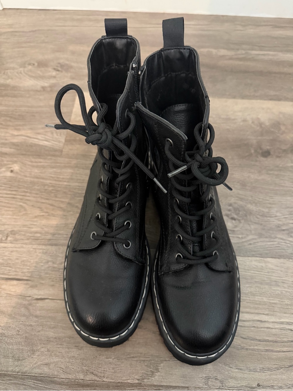 Sincerly Jules Black Lace-Up Combat Boots with Chunky Sole - Picture 5 of 7